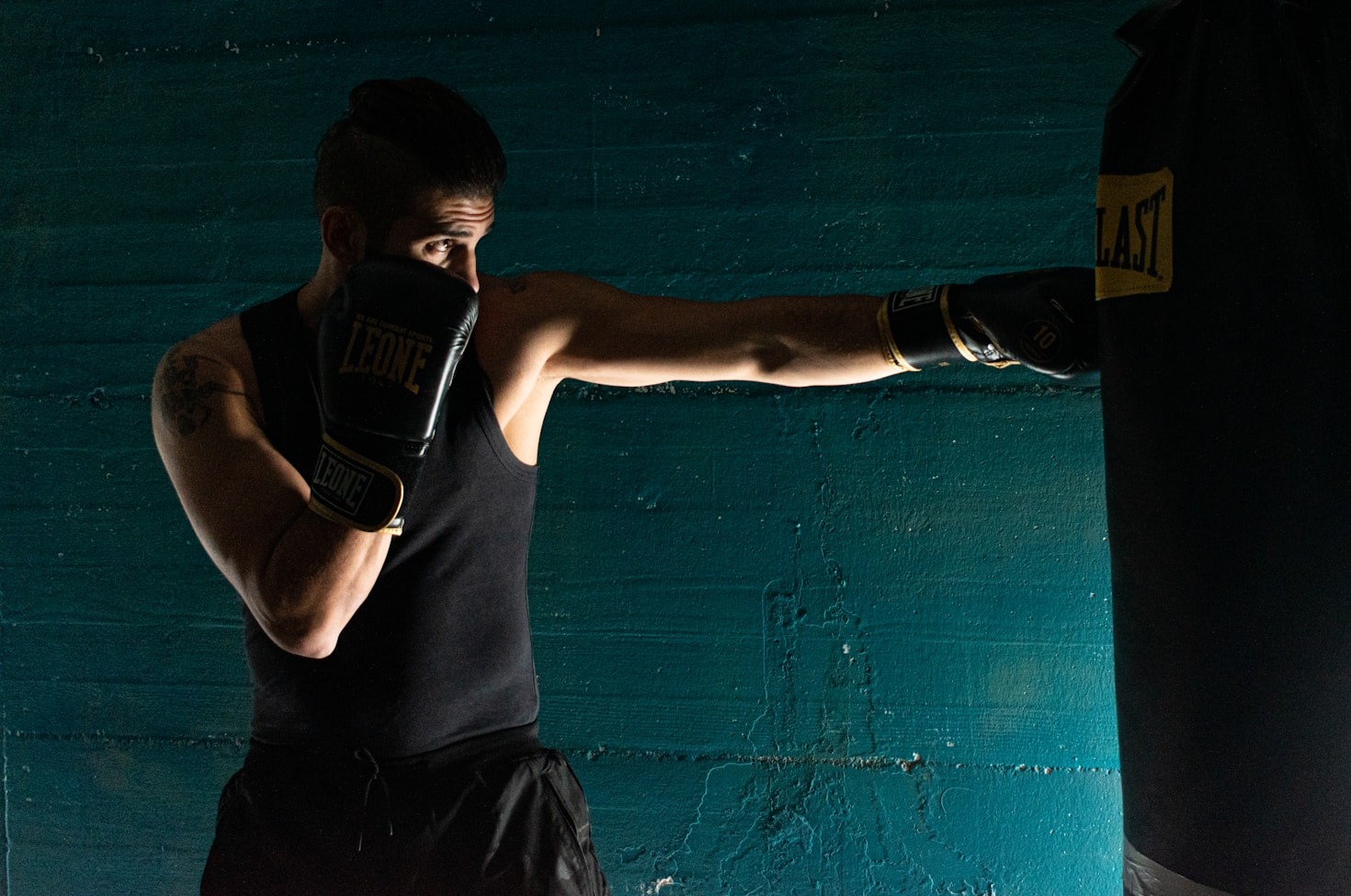 Cómo el boxeo fortalece la mente de los jóvenes